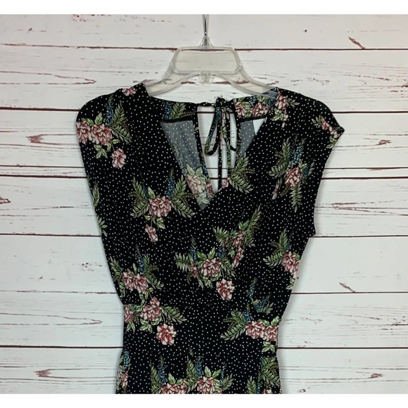 CABI Women's XS Extra Small Black Floral Runaround Romper Spring 2019 Style 5608 - Picture 2 of 12